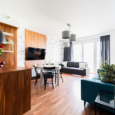 Big Apart - Atal Towers - 3 Rooms - Private Parking Place Wrocław Eksteriør bilde