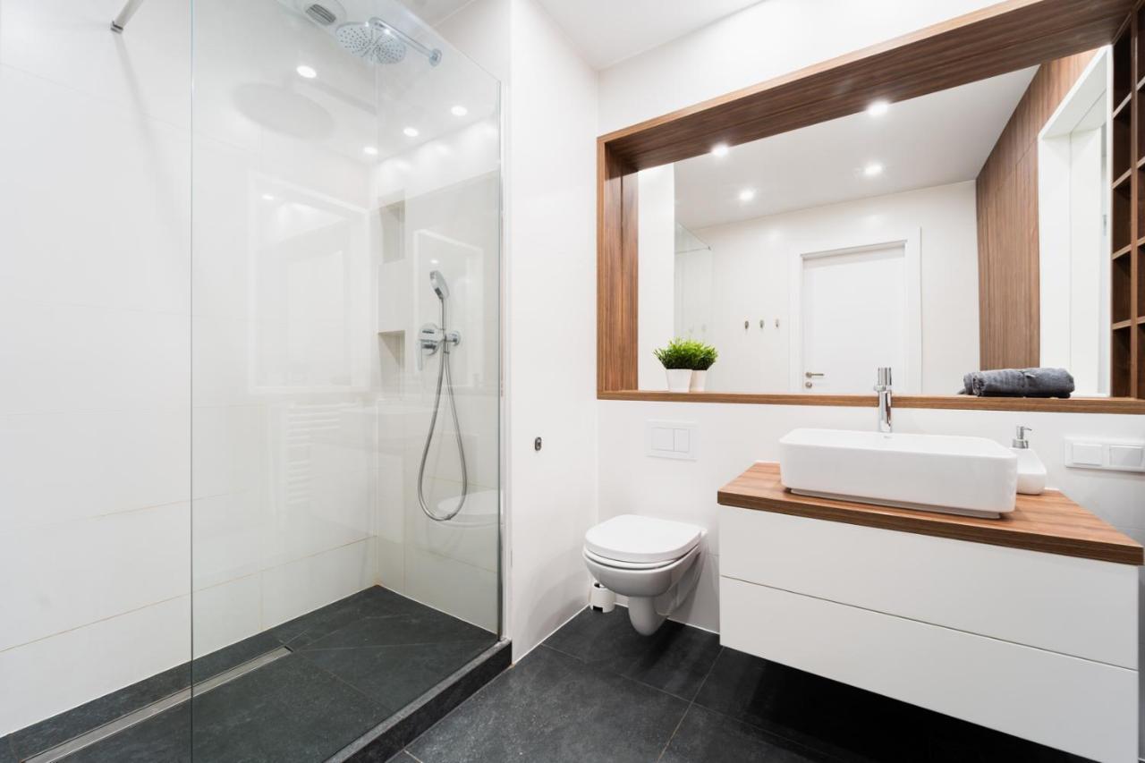 Big Apart - Atal Towers - 3 Rooms - Private Parking Place Wrocław Eksteriør bilde