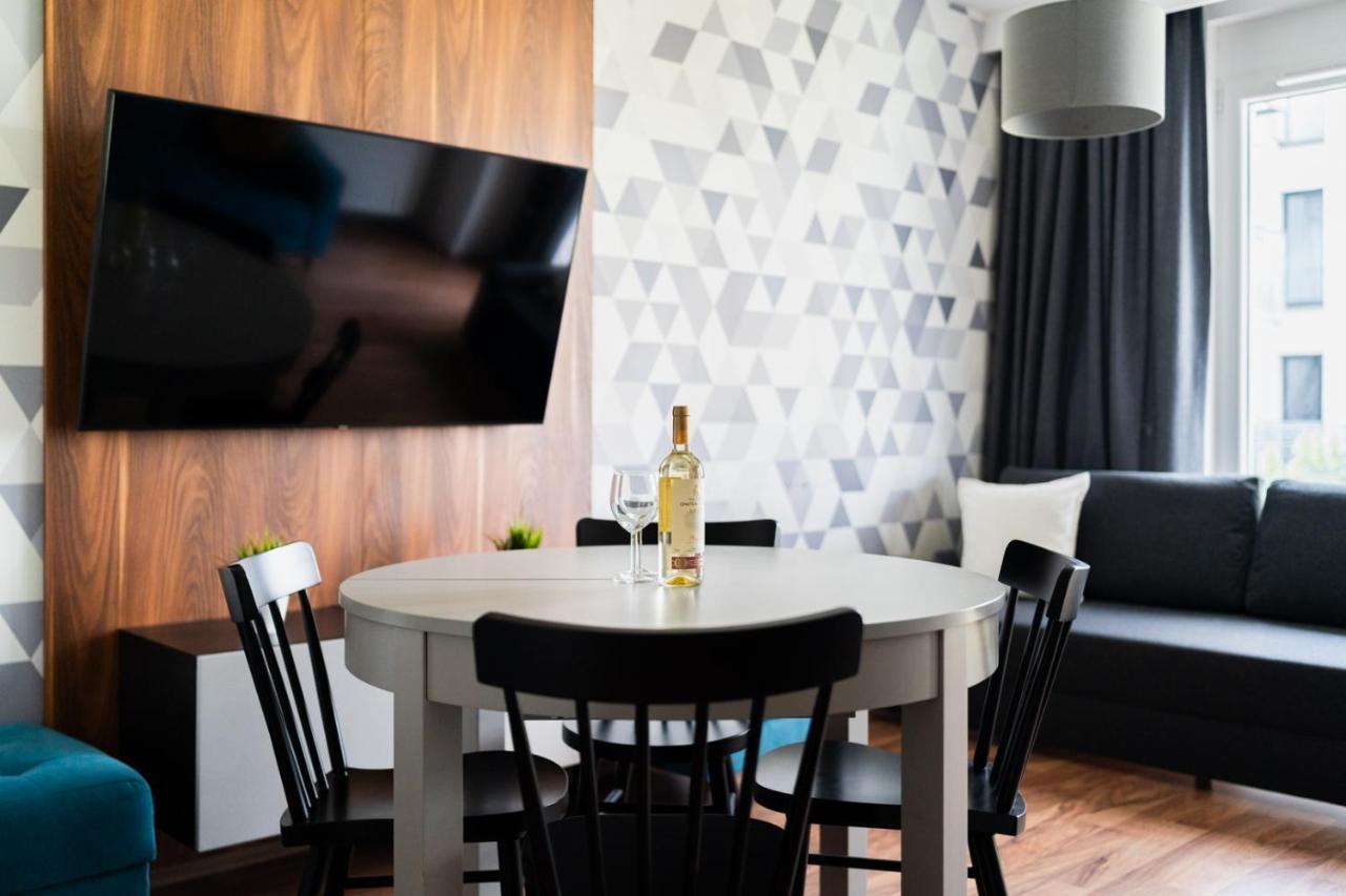 Big Apart - Atal Towers - 3 Rooms - Private Parking Place Wrocław Eksteriør bilde