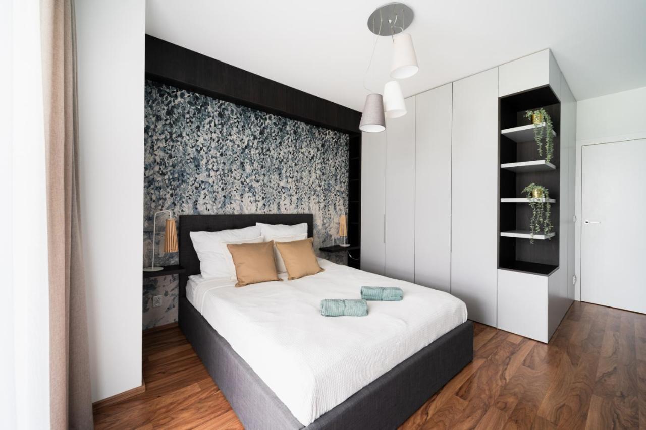 Big Apart - Atal Towers - 3 Rooms - Private Parking Place Wrocław Eksteriør bilde