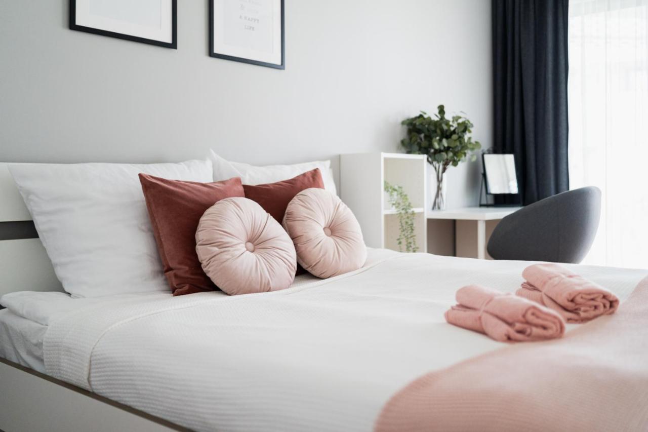 Big Apart - Atal Towers - 3 Rooms - Private Parking Place Wrocław Eksteriør bilde